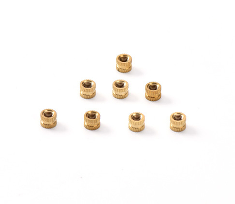 Cetakan Injeksi Kuningan Knurled Thread Masukkan Kacang Tembaga Bebas Timbal